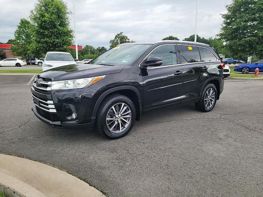 used 2018 Toyota Highlander car, priced at $25,993