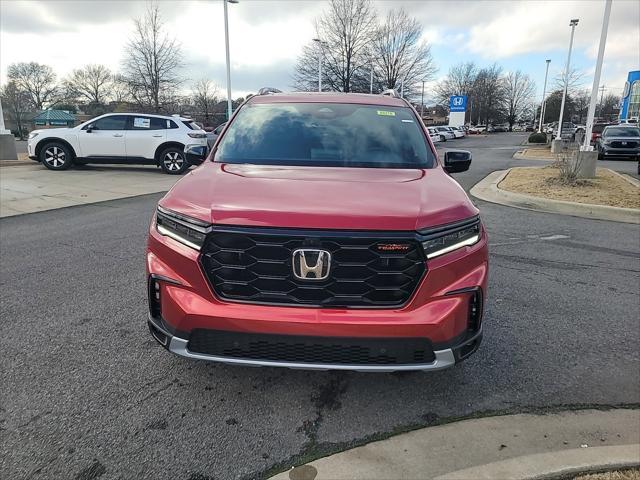 new 2025 Honda Pilot car, priced at $48,982