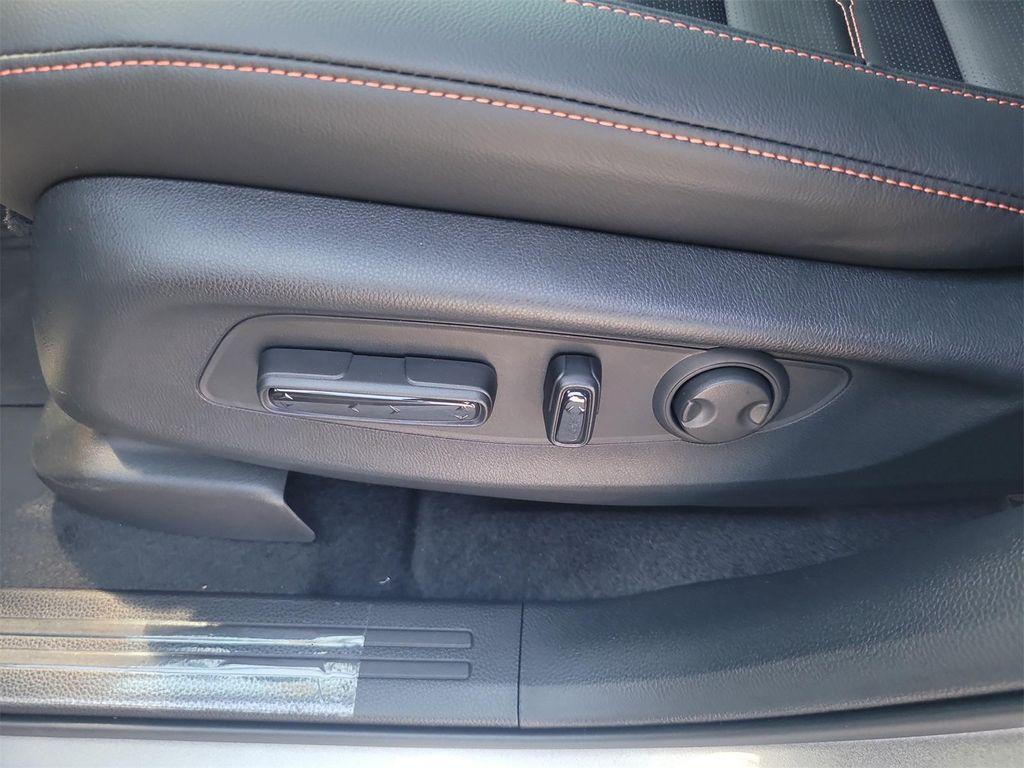 new 2026 Honda CR-V Hybrid car, priced at $40,425