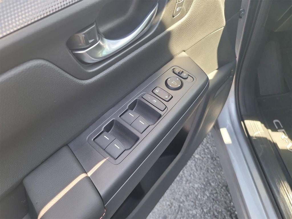 new 2026 Honda CR-V Hybrid car, priced at $40,425