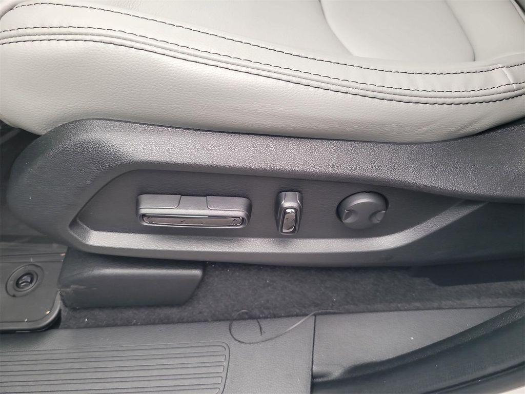 new 2025 Honda Pilot car, priced at $51,551