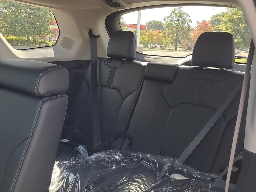 new 2025 Honda Pilot car, priced at $51,650