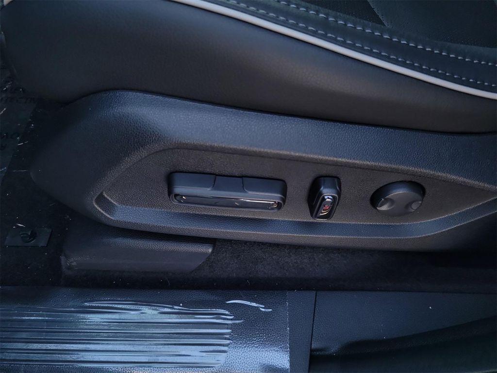 new 2025 Honda Pilot car, priced at $55,030