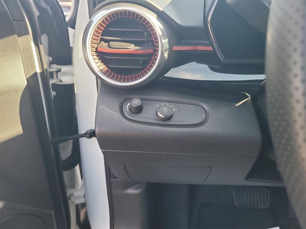 used 2025 Chevrolet Trax car, priced at $22,500