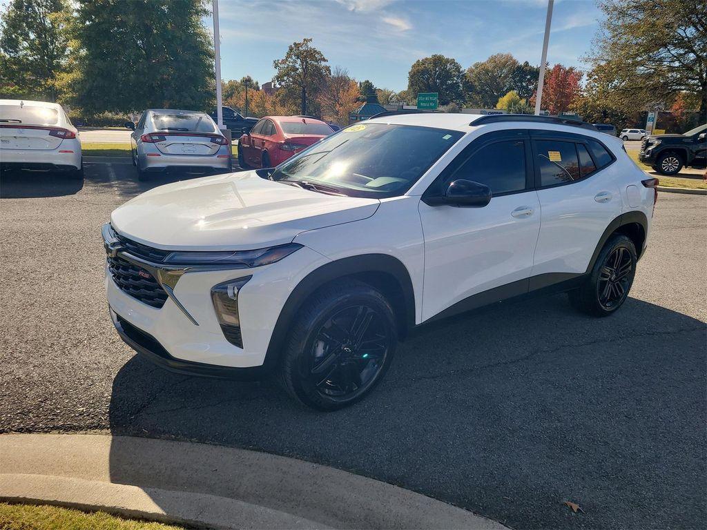 used 2025 Chevrolet Trax car, priced at $22,500