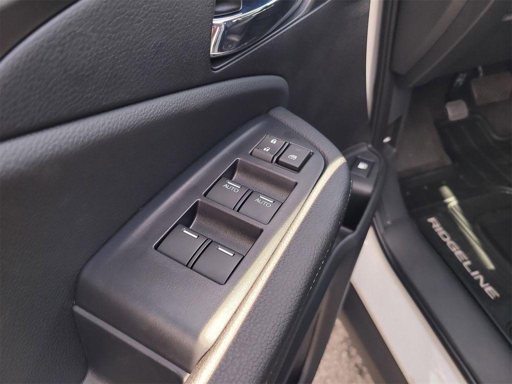new 2026 Honda Ridgeline car, priced at $44,345