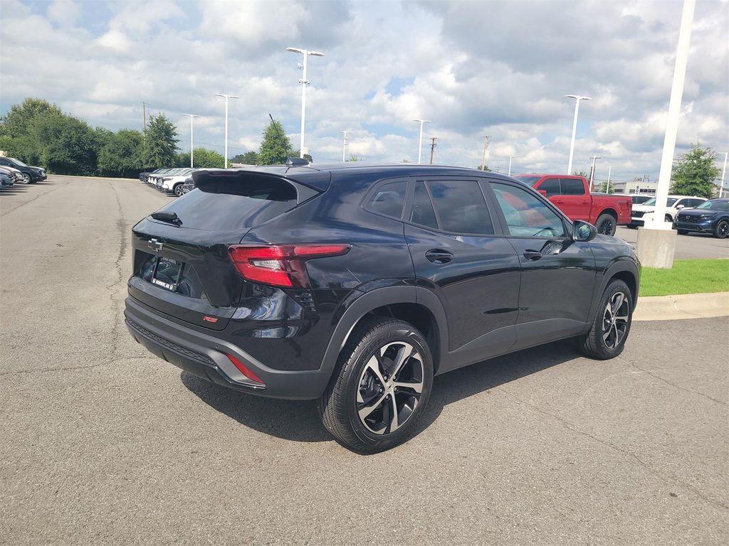 used 2025 Chevrolet Trax car, priced at $22,988