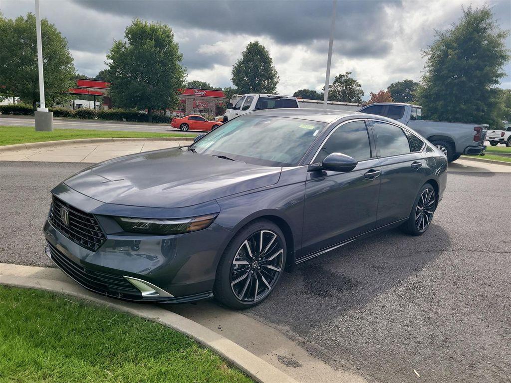 new 2025 Honda Accord Hybrid car, priced at $38,950