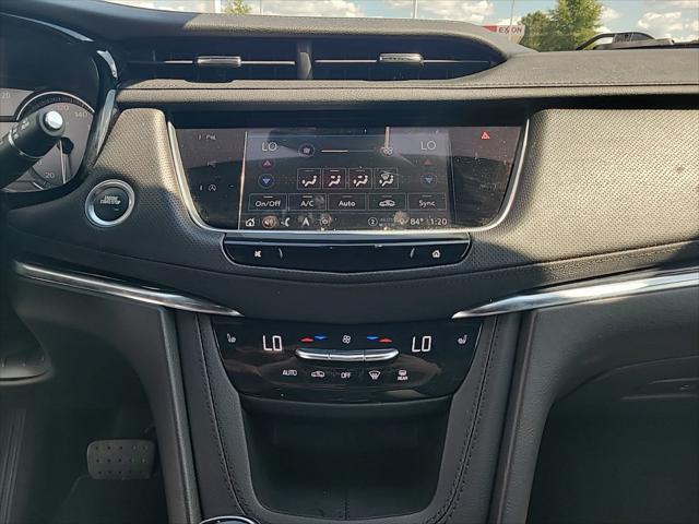 used 2023 Cadillac XT5 car, priced at $31,200