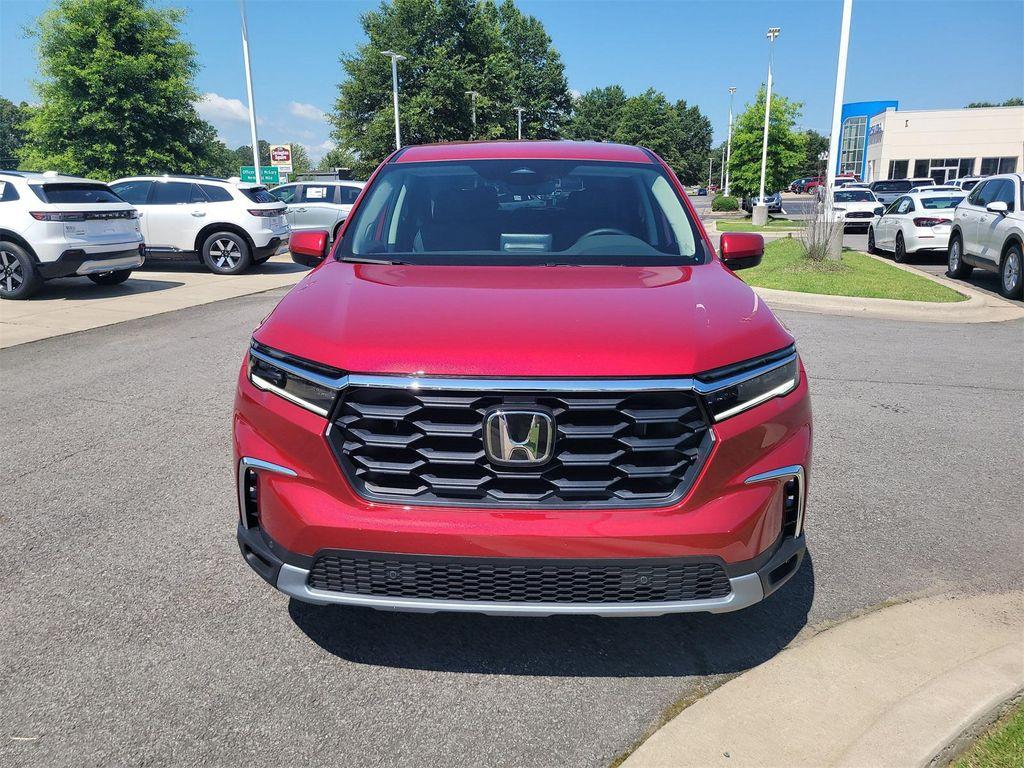 new 2025 Honda Pilot car, priced at $42,905