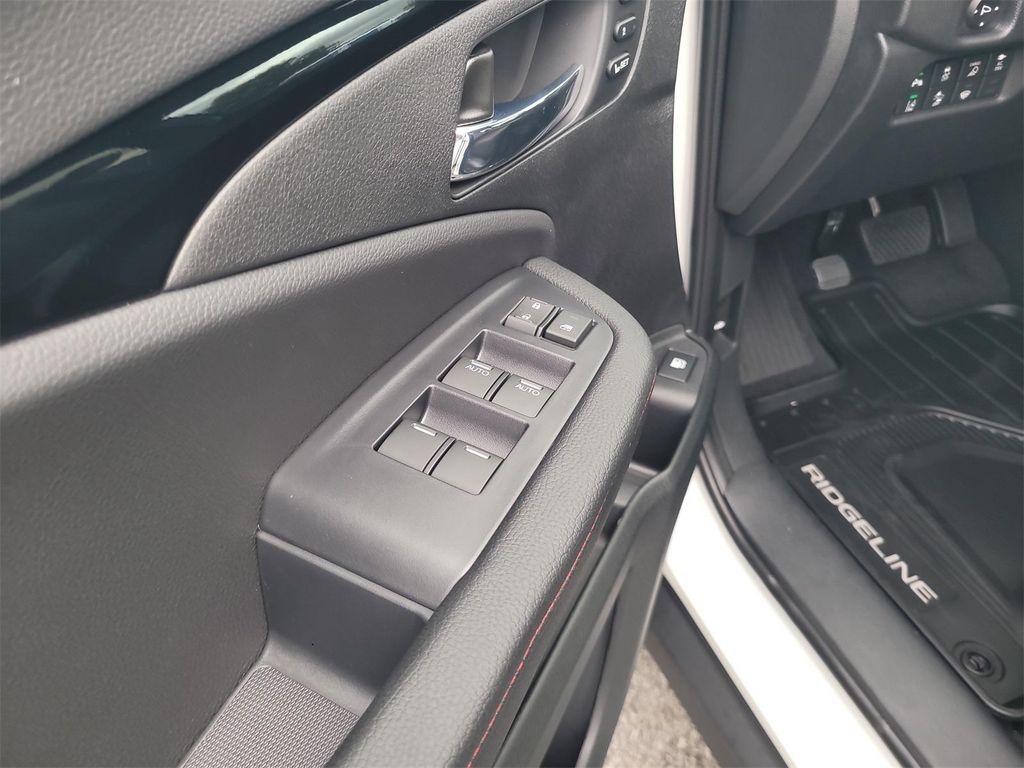 new 2026 Honda Ridgeline car, priced at $45,348