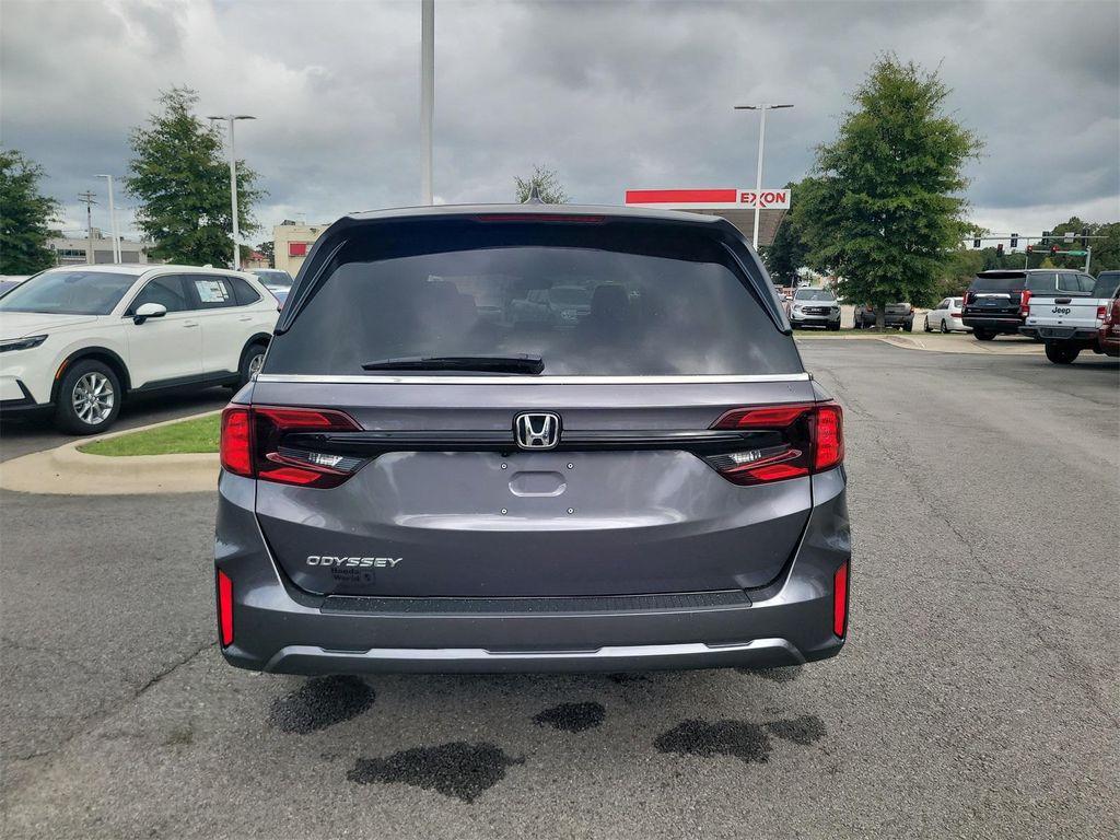 new 2026 Honda Odyssey car, priced at $43,025