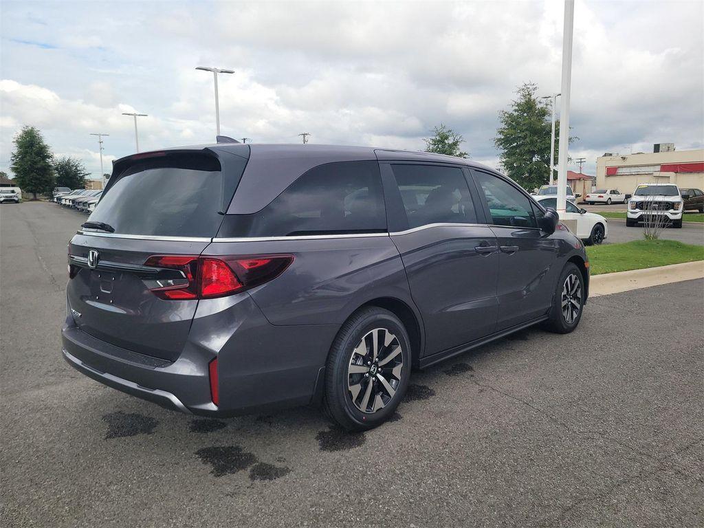 new 2026 Honda Odyssey car, priced at $43,025