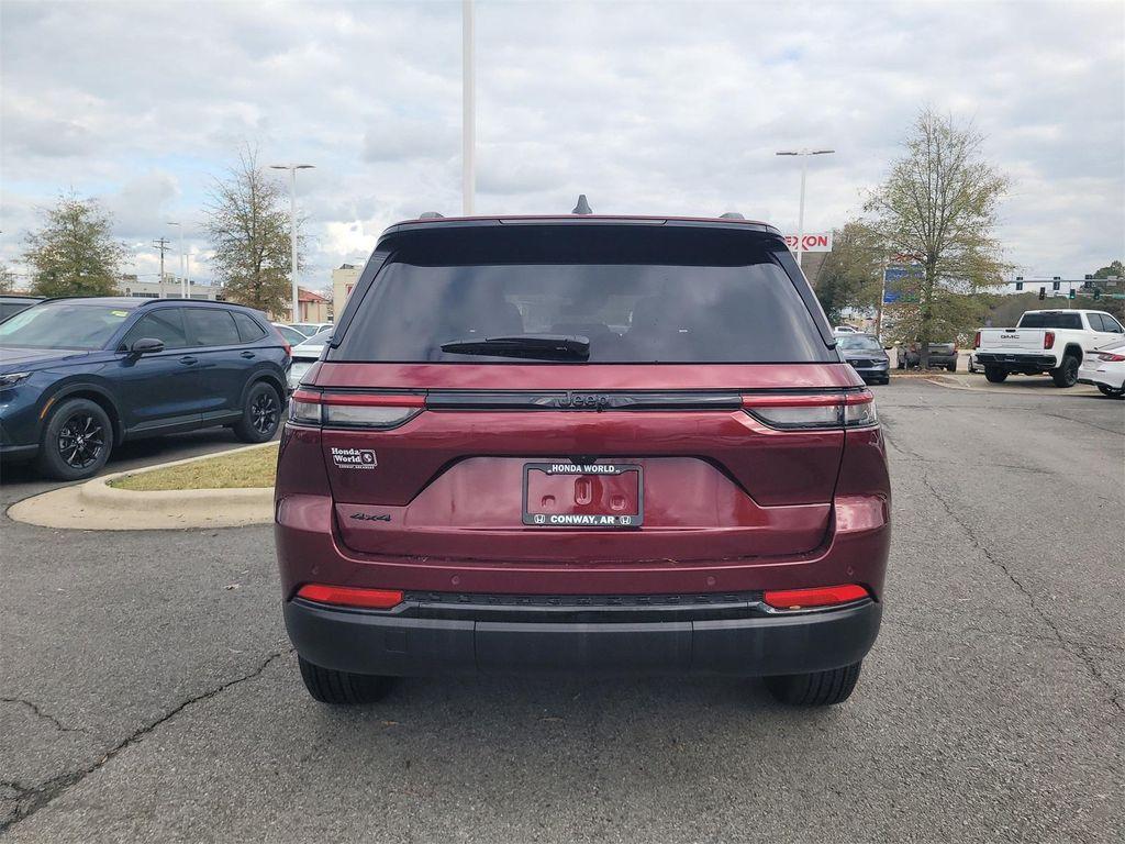 used 2025 Jeep Grand Cherokee car, priced at $35,658