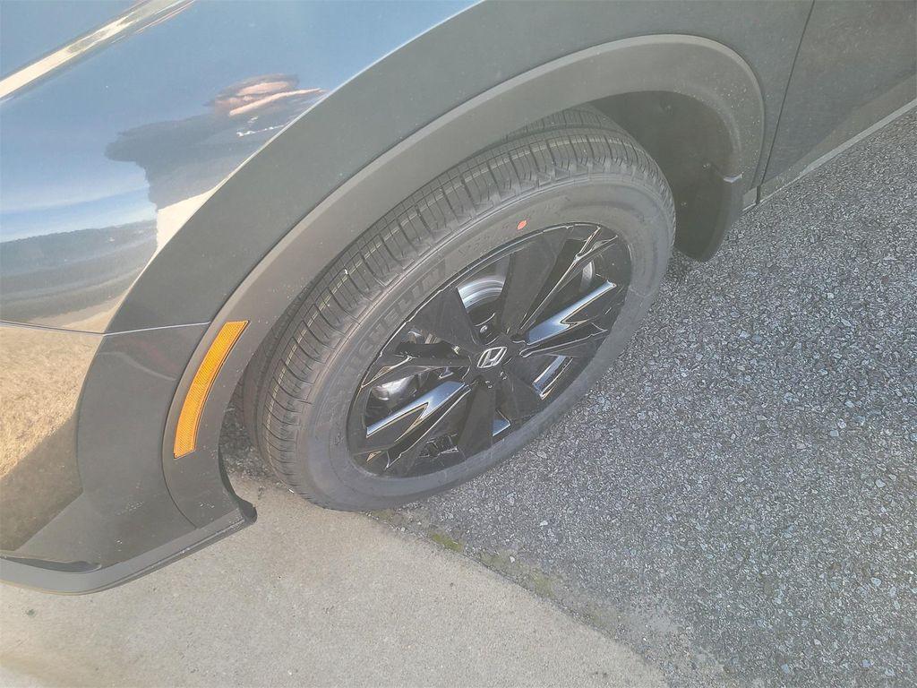 new 2026 Honda CR-V Hybrid car, priced at $43,700