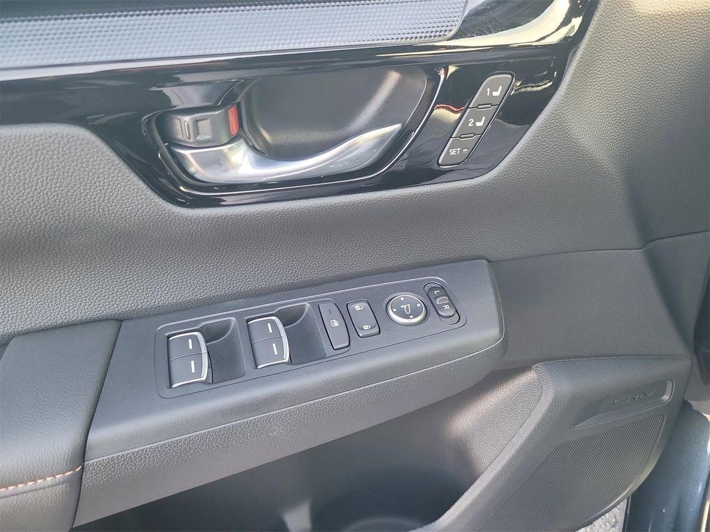 new 2026 Honda CR-V Hybrid car, priced at $43,700