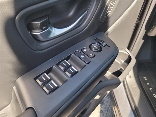 new 2025 Honda Pilot car, priced at $46,050