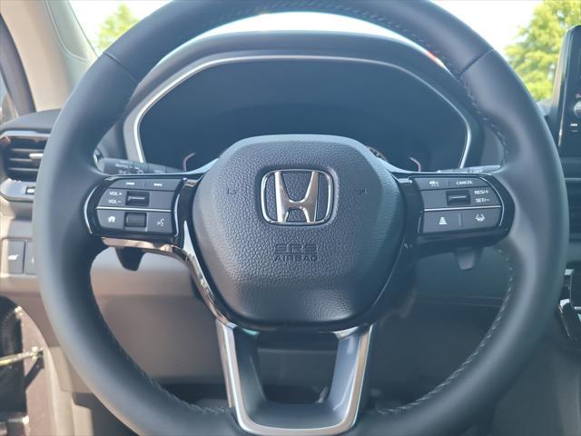 new 2025 Honda Pilot car, priced at $46,050