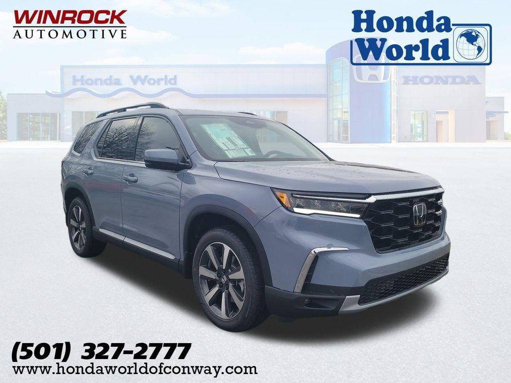 new 2025 Honda Pilot car, priced at $51,550