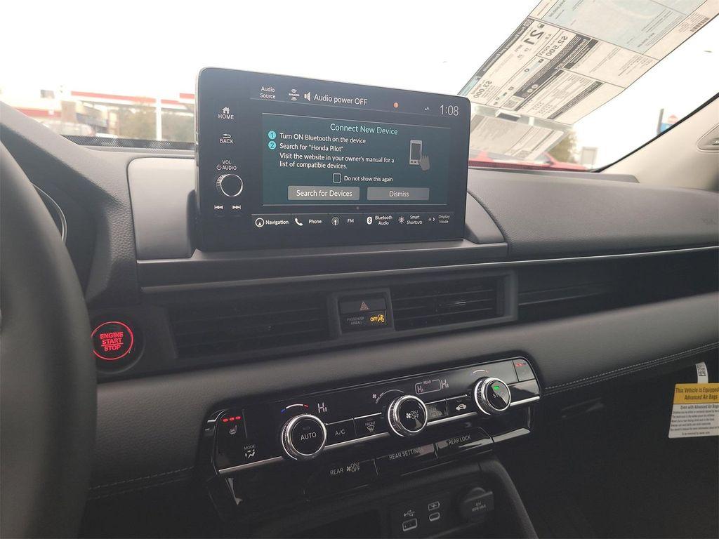 new 2025 Honda Pilot car, priced at $51,550