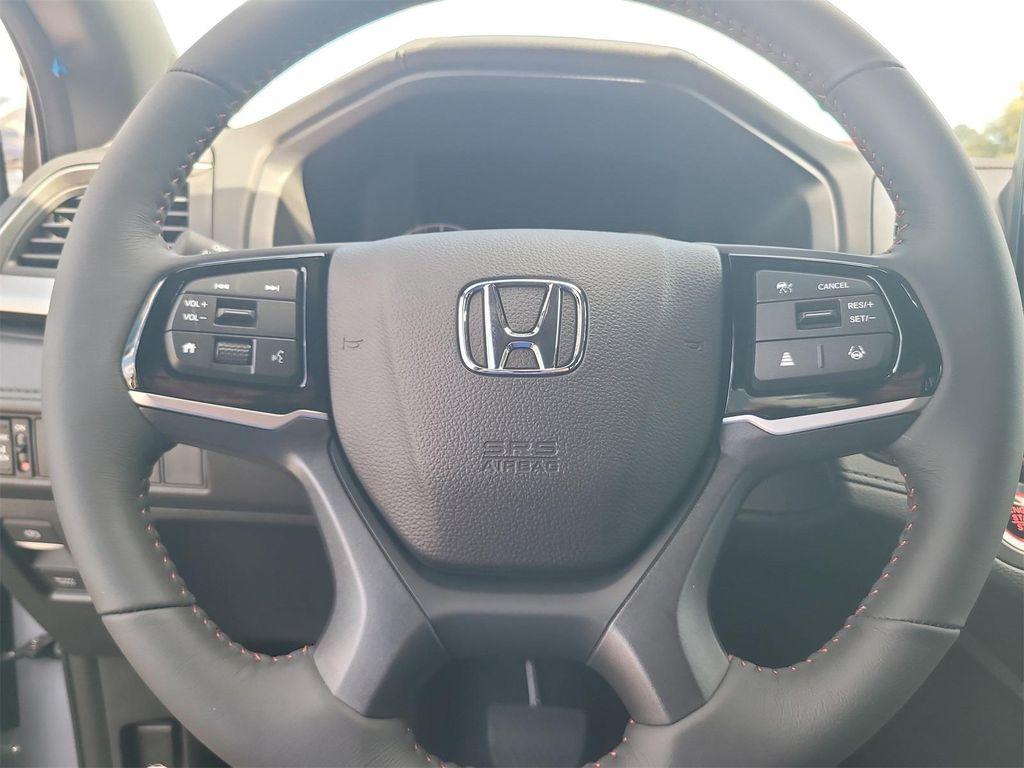 new 2026 Honda Odyssey car, priced at $47,240