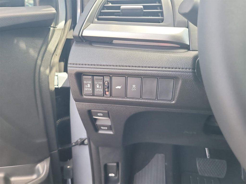 new 2026 Honda Odyssey car, priced at $47,240