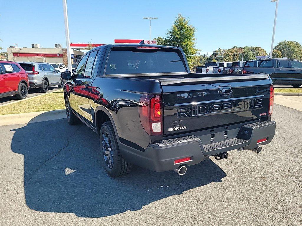 new 2025 Honda Ridgeline car, priced at $37,969