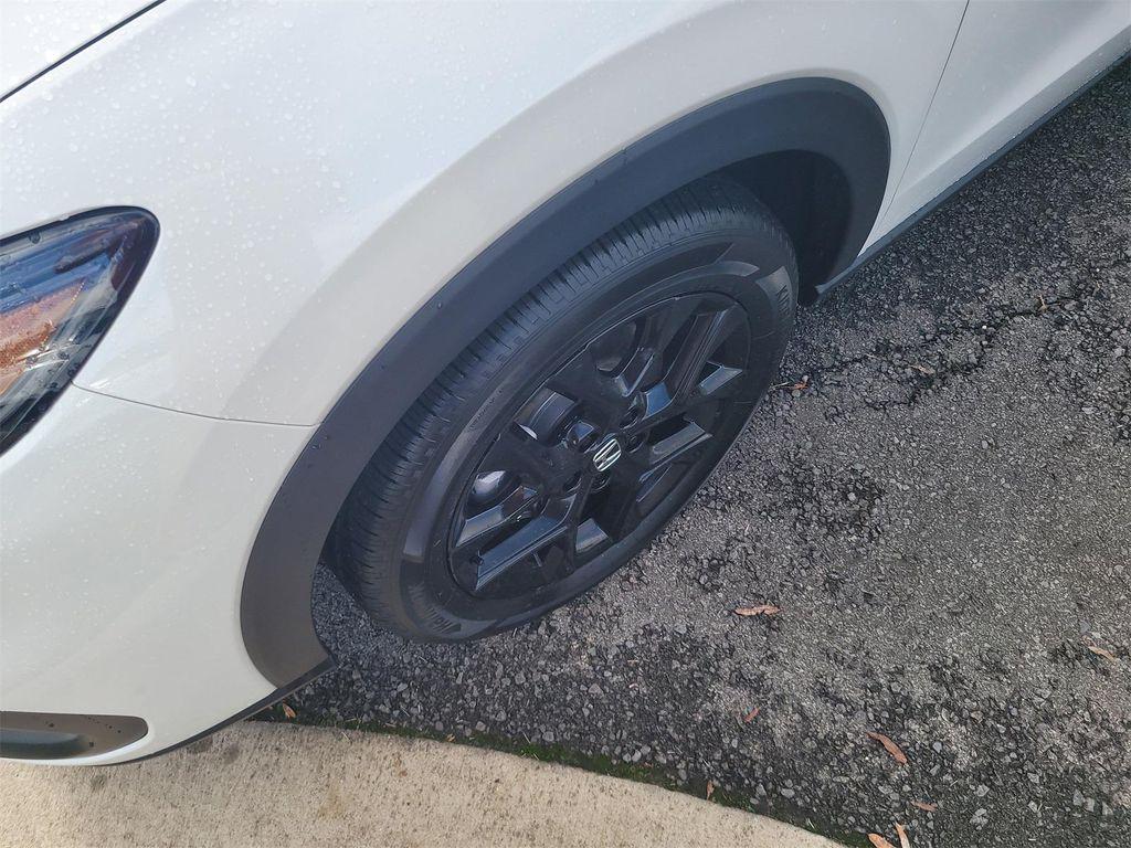 used 2025 Honda HR-V car, priced at $27,976