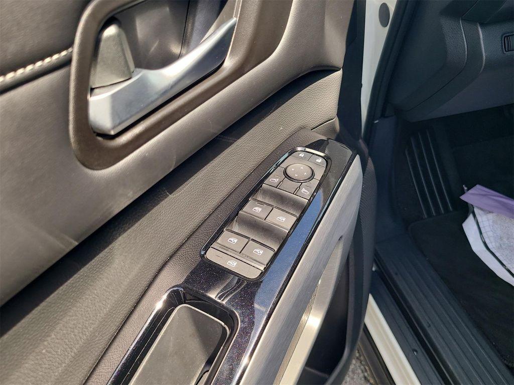 used 2022 Nissan Pathfinder car, priced at $28,588