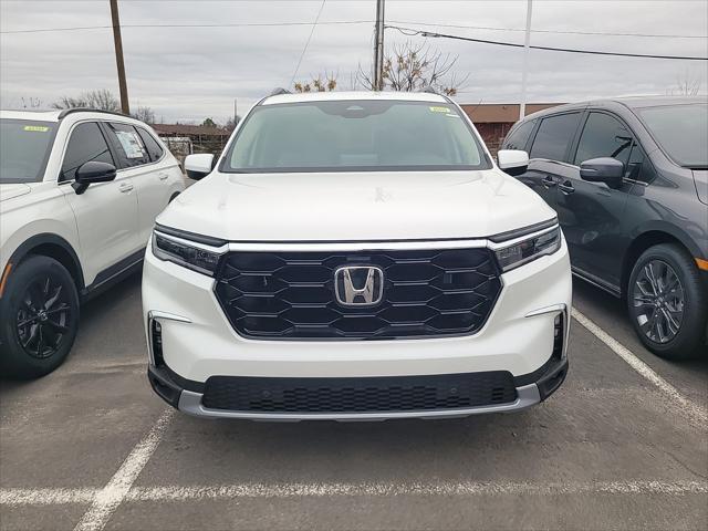 new 2025 Honda Pilot car, priced at $45,820