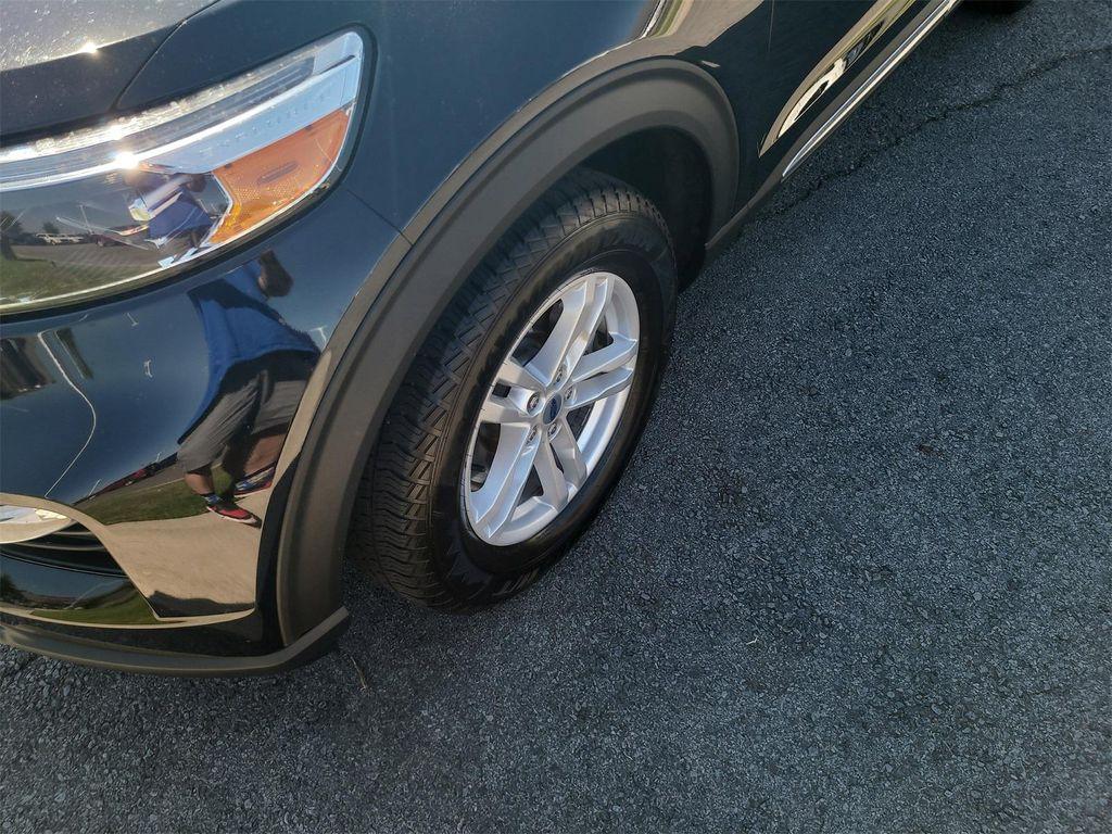 used 2022 Ford Explorer car, priced at $28,288