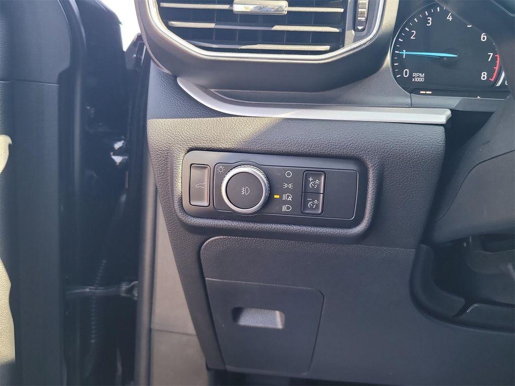 used 2022 Ford Explorer car, priced at $28,288
