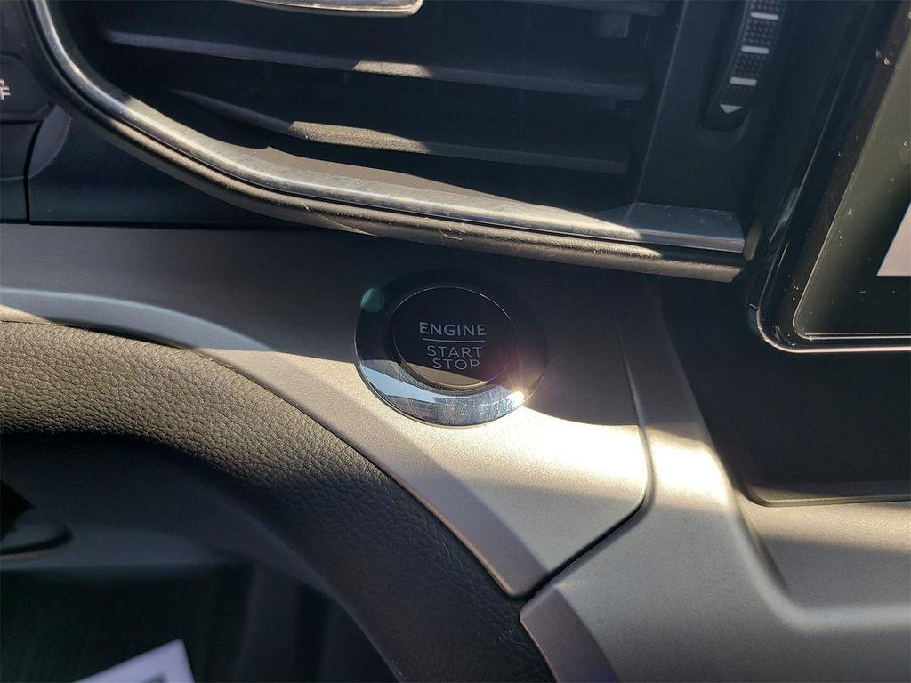 used 2022 Ford Explorer car, priced at $28,288