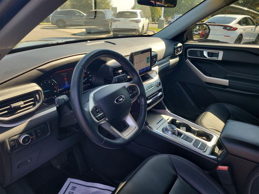 used 2022 Ford Explorer car, priced at $28,288