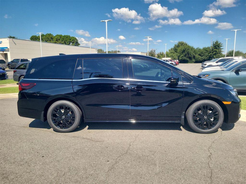 new 2026 Honda Odyssey car, priced at $44,482