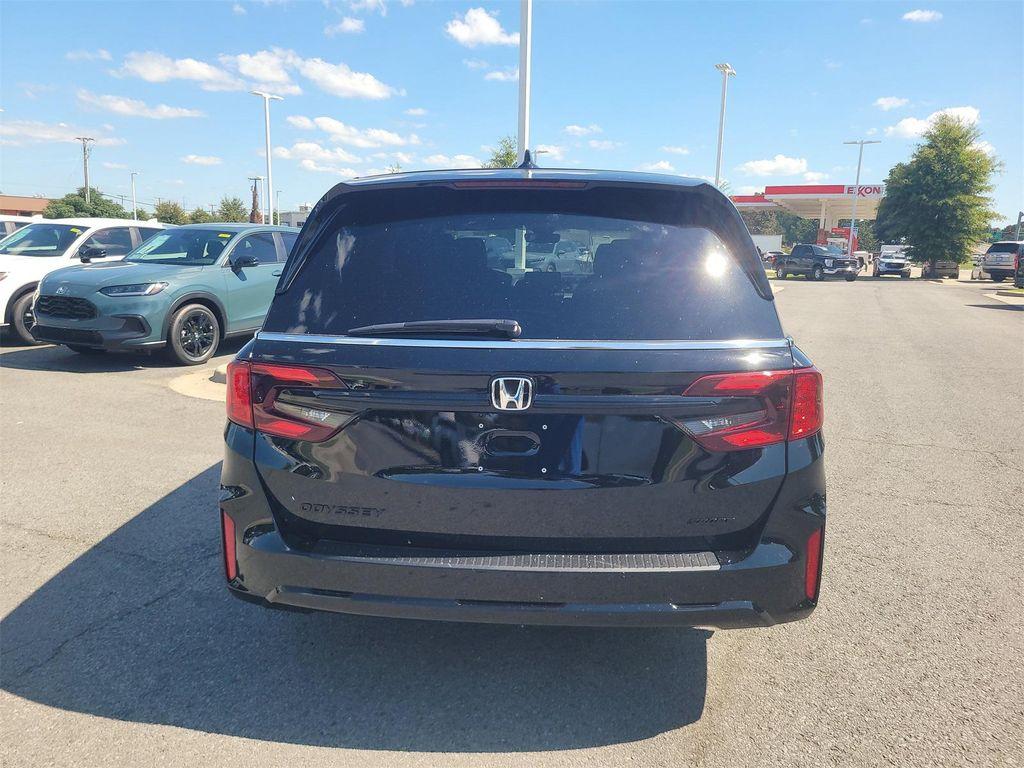 new 2026 Honda Odyssey car, priced at $44,482