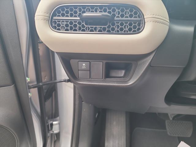 used 2025 Honda HR-V car, priced at $25,988