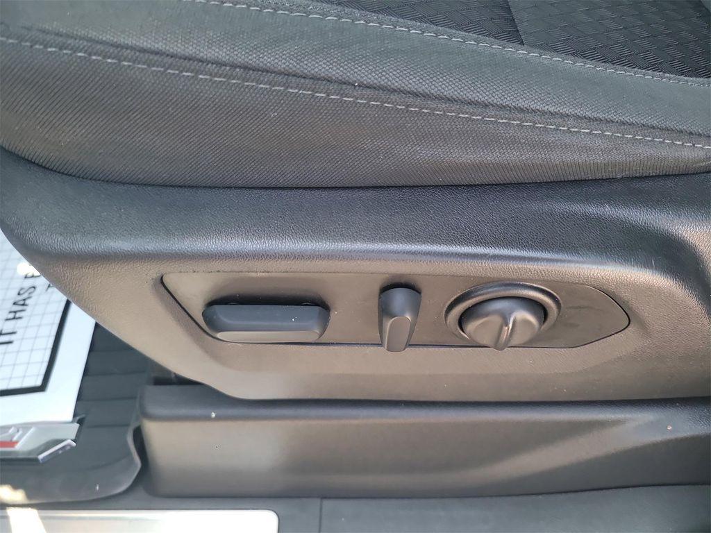 used 2022 Chevrolet Silverado 1500 car, priced at $33,588