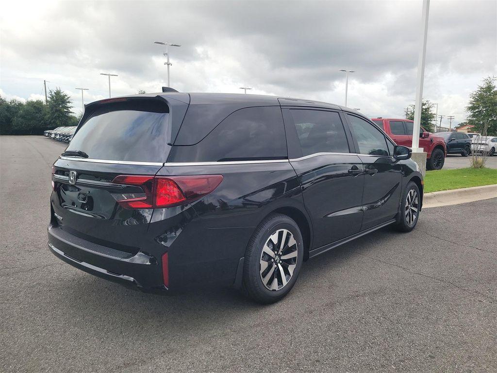 new 2026 Honda Odyssey car, priced at $43,025