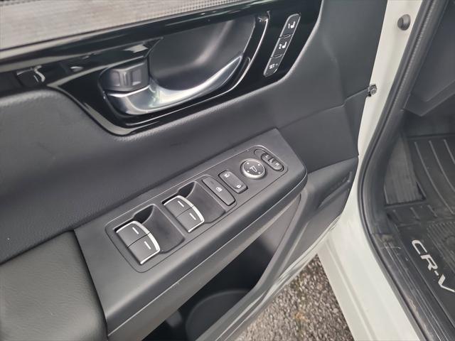 new 2025 Honda CR-V Hybrid car, priced at $40,068