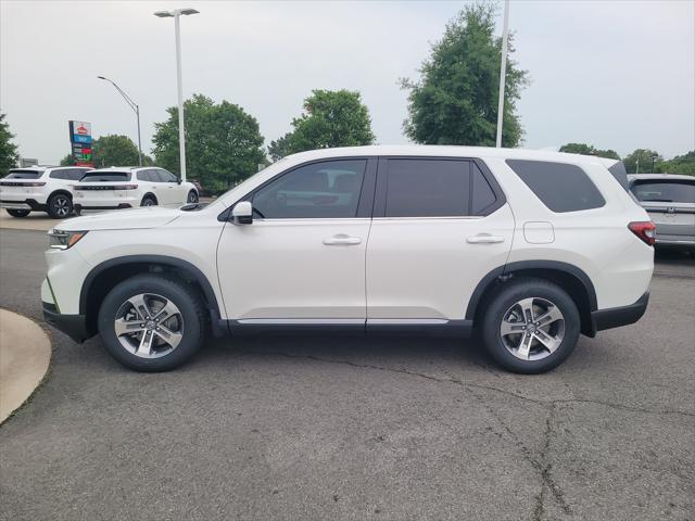 new 2025 Honda Pilot car, priced at $45,885
