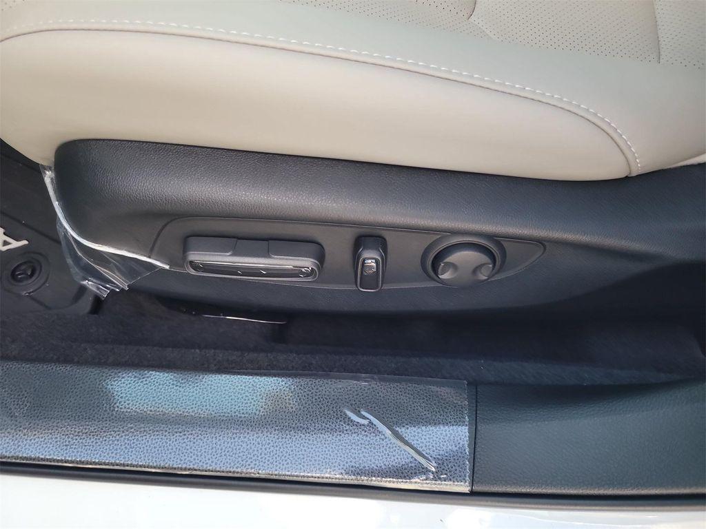 new 2025 Honda Accord Hybrid car, priced at $38,950