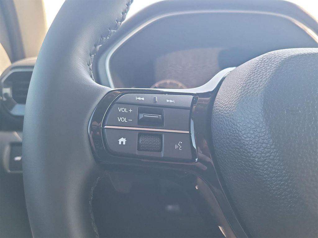 new 2025 Honda Pilot car, priced at $45,450