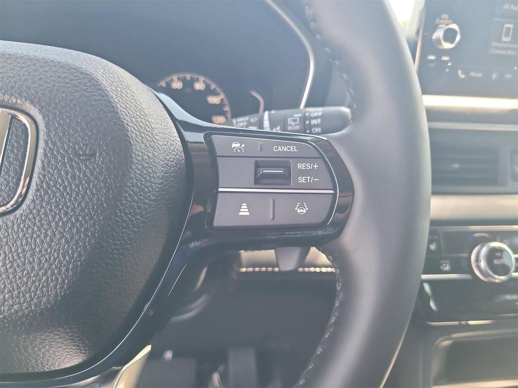 new 2025 Honda Pilot car, priced at $42,950
