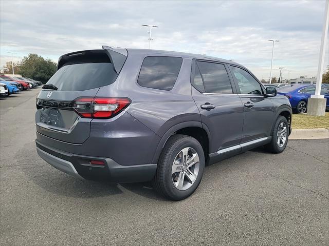 new 2025 Honda Pilot car, priced at $44,940