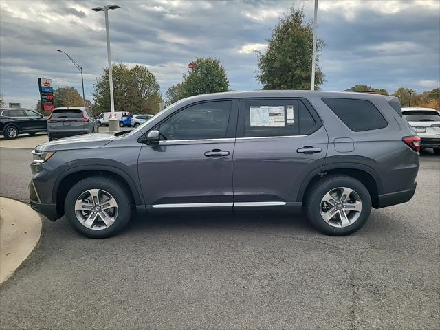 new 2025 Honda Pilot car, priced at $44,940