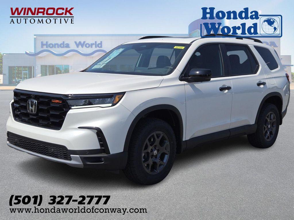 new 2025 Honda Pilot car, priced at $48,360