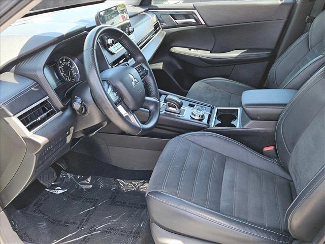 used 2024 Mitsubishi Outlander car, priced at $25,617