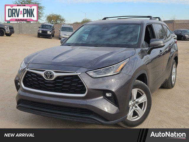 used 2021 Toyota Highlander car, priced at $25,114