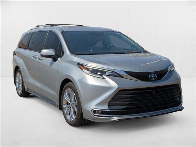 used 2023 Toyota Sienna car, priced at $48,996